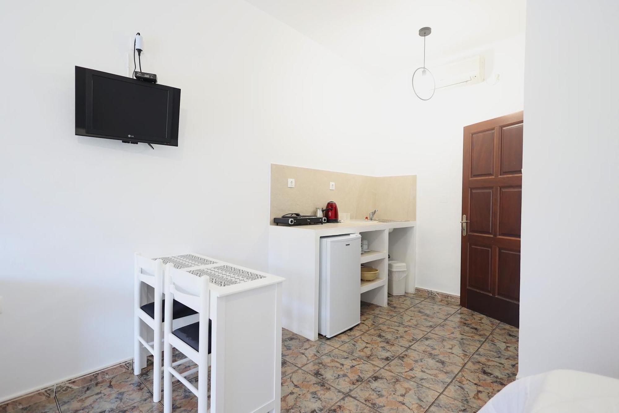 Aphroditi Hotel Lipsi Екстериор снимка